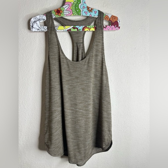 Lululemon 105 F Singlet tank top Heathered Military Green - Picture 4 of 5